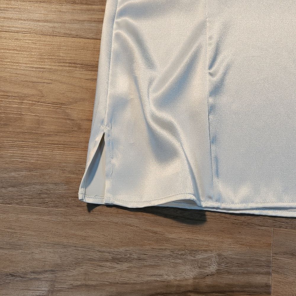 🔹️Judith Hart Cream Satin Fitted Short Sleeve Top Petite 8 - Picture 6 of 8